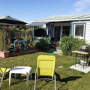 Petite Maison à 100 M De La Petite De Gâvres , Riantec France